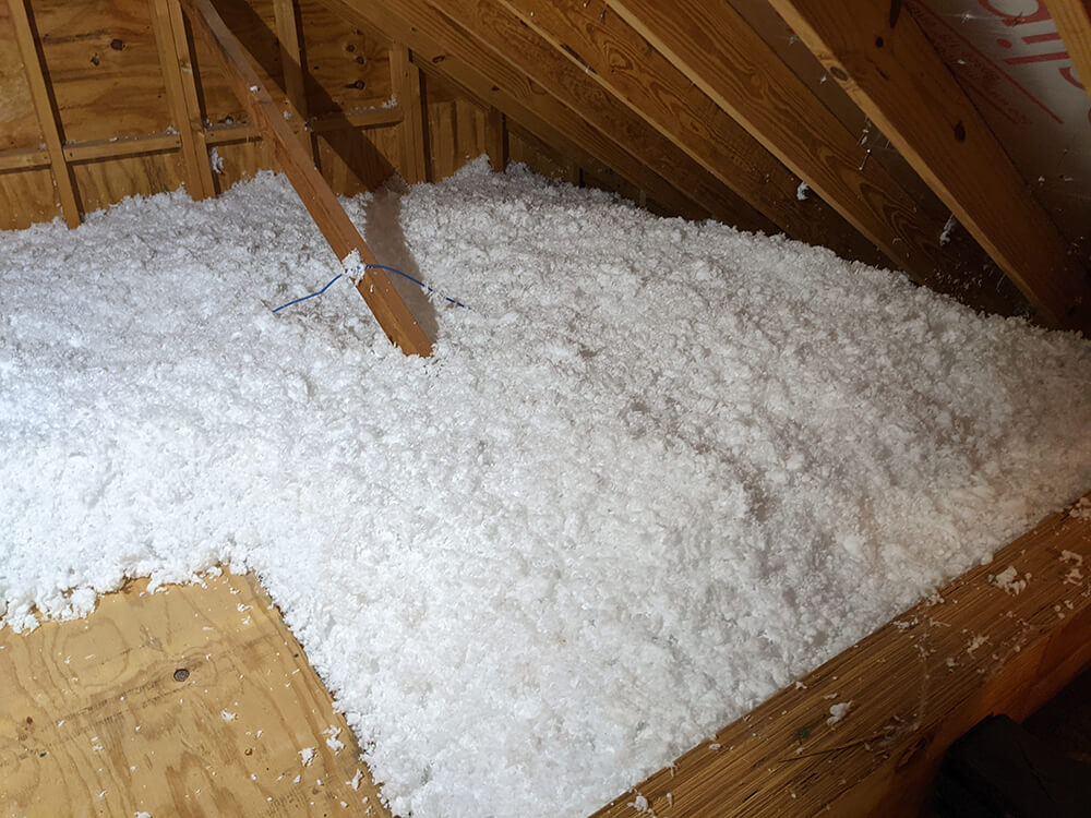North Chicagoland blown in attic insulation